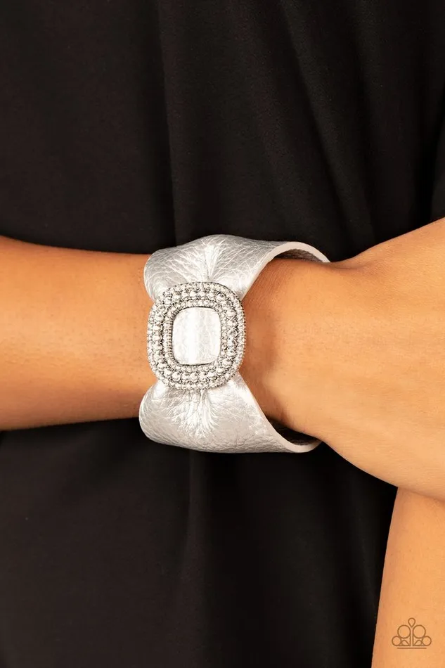 Paparazzi Jewelry Bracelets Paparazzi Bracelet Lights SELFIE Action Silver