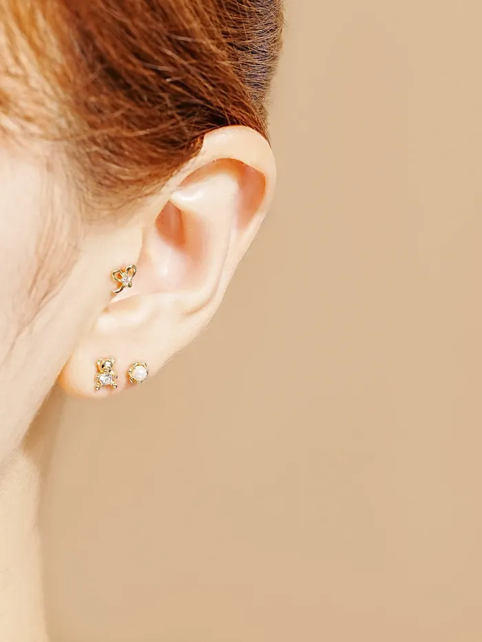 14K Gold Cutie Bear Cartilage Earring 20G MinimalBijoux Earrings