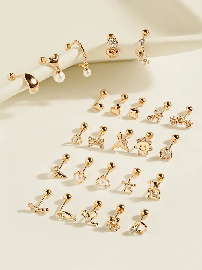 14K Gold Cutie Bear Cartilage Earring 20G MinimalBijoux Earrings