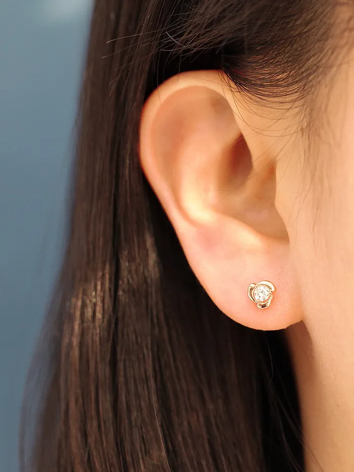 Earrings MinimalBijoux 14K Gold Cubic Rose Cartilage Earring 20G18G16G