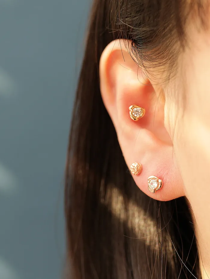 Earrings MinimalBijoux 14K Gold Cubic Rose Cartilage Earring 20G18G16G