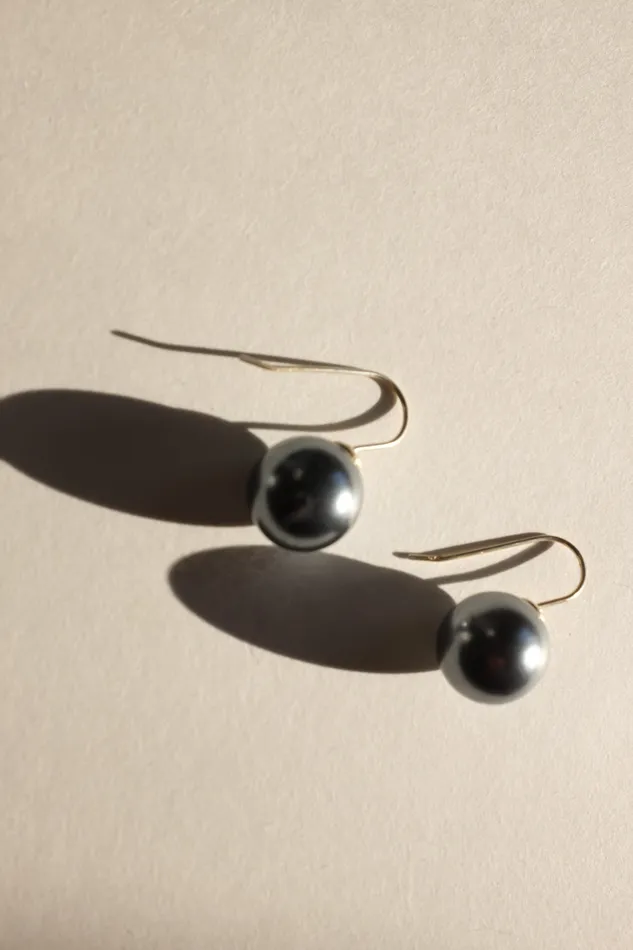 GREY DROP PEARL VINTAGE EARRINGS collectionno2 Earrings