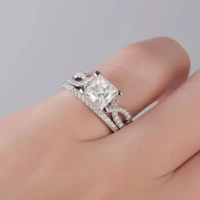 Rings Luxus Moissanite Silver or Gold Princess Cut Moissanite Twist Engagement Ring Set 1ct
