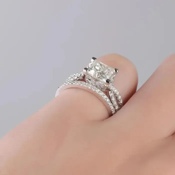 Rings Luxus Moissanite Silver or Gold Princess Cut Moissanite Twist Engagement Ring Set 1ct
